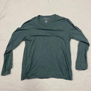 long sleeved Marc Anthony t-shirt men XL